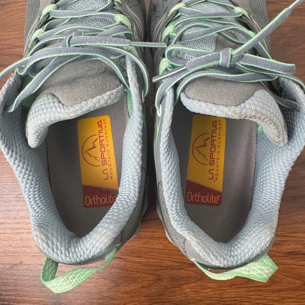 La Sportiva Akyra Womens 9 Trail Running Shoes Slate Jade Green 36K Mountain Run